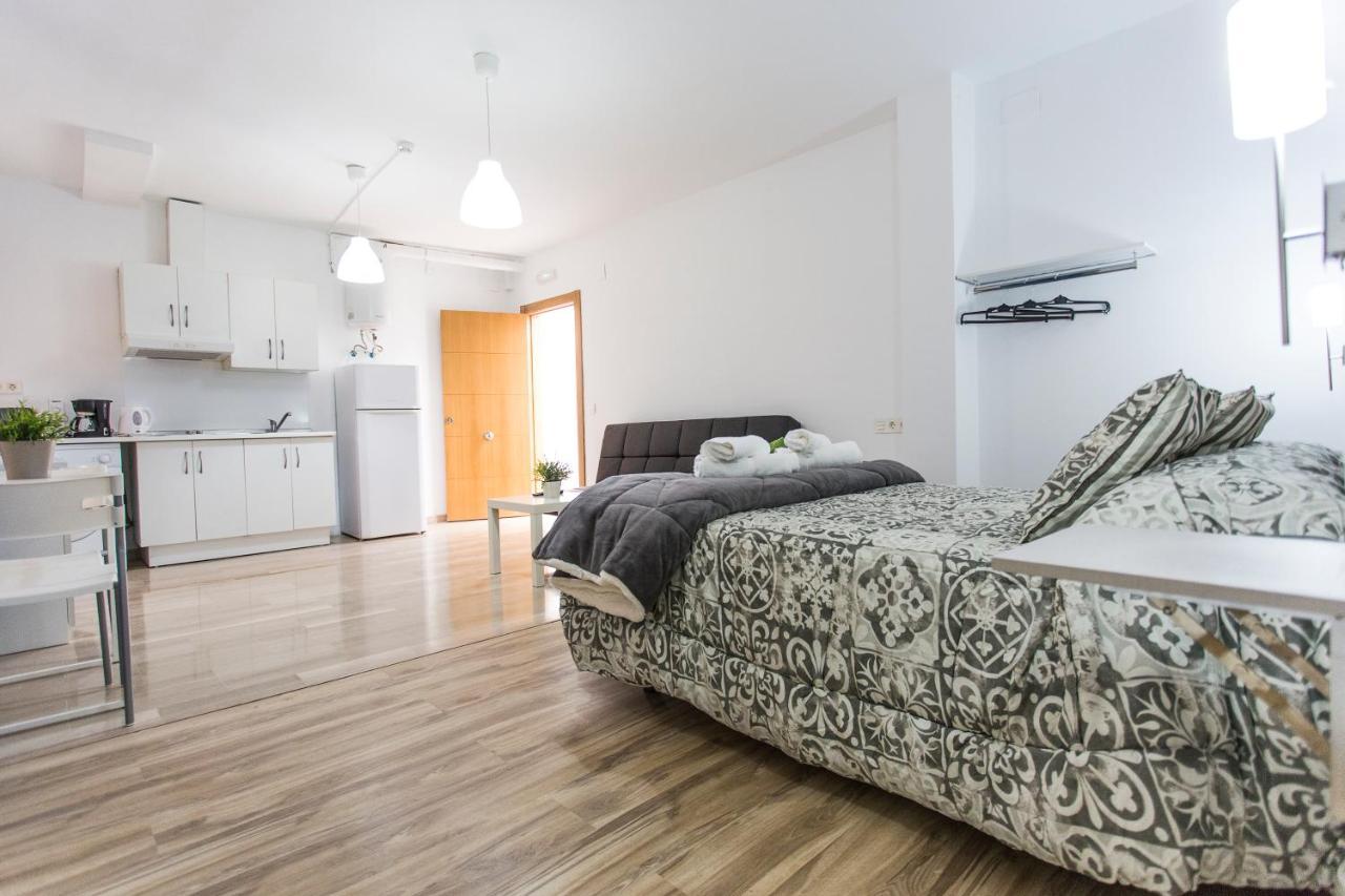 C&V Apartamentos - Horno De Marina 格拉纳达 外观 照片